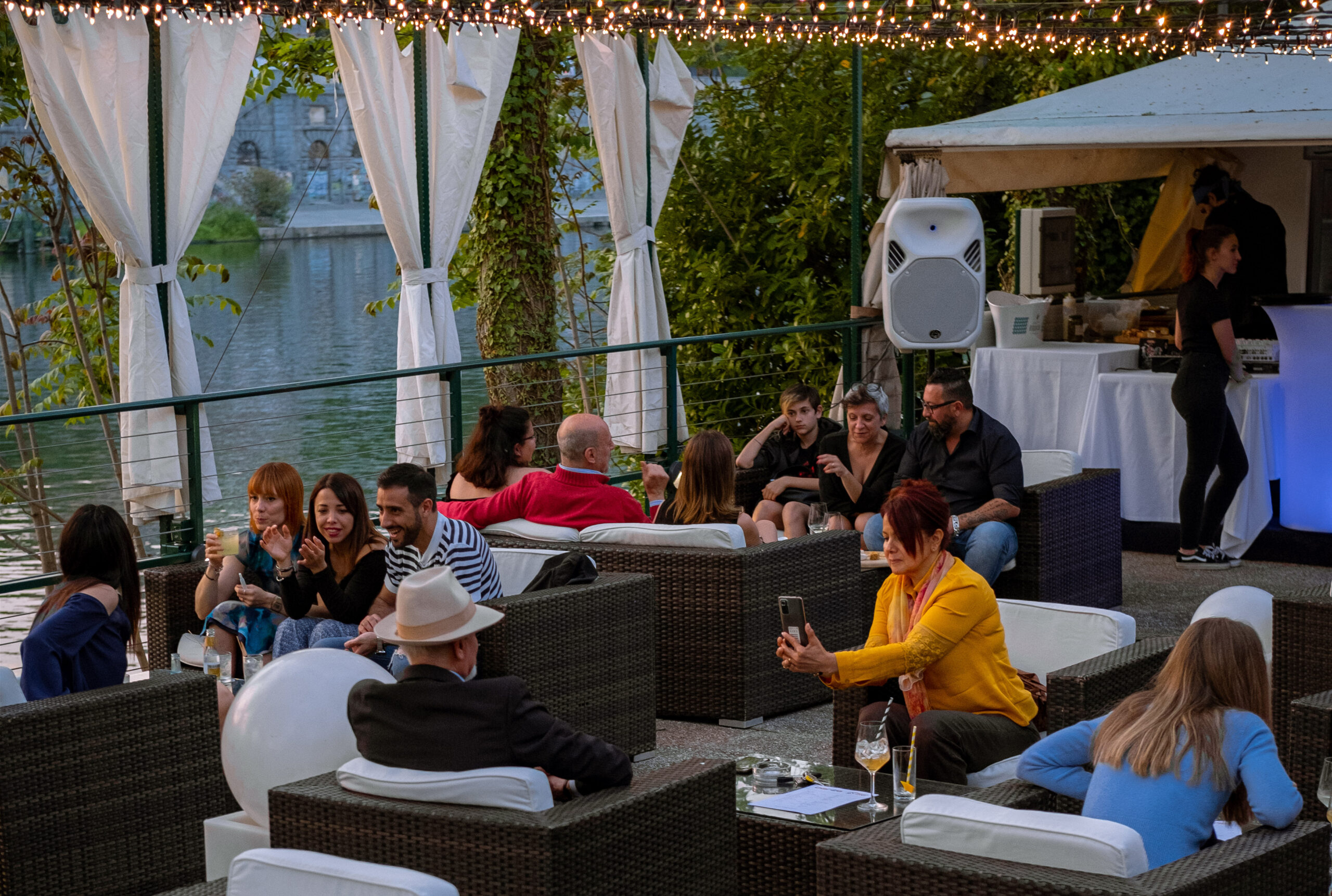 Terrazza aperitivo Ristorante Caprera 1883 sul fiume Po – Torino